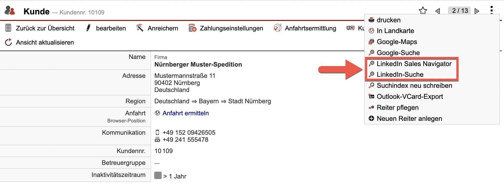 Screenshot der Ansicht eines Kundendatensatzes mit geöffnetem Dreipunkte-Menü