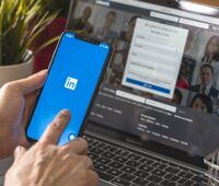 LinkedIn-Recherche aus dem Kundenstamm