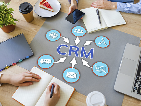 Durch den Einsatz moderner CRM Software können Sie und/oder Ihre Mitarbeiter von vielen sich ergebenden positiven Effekten schnell und dauerhaft profitieren.